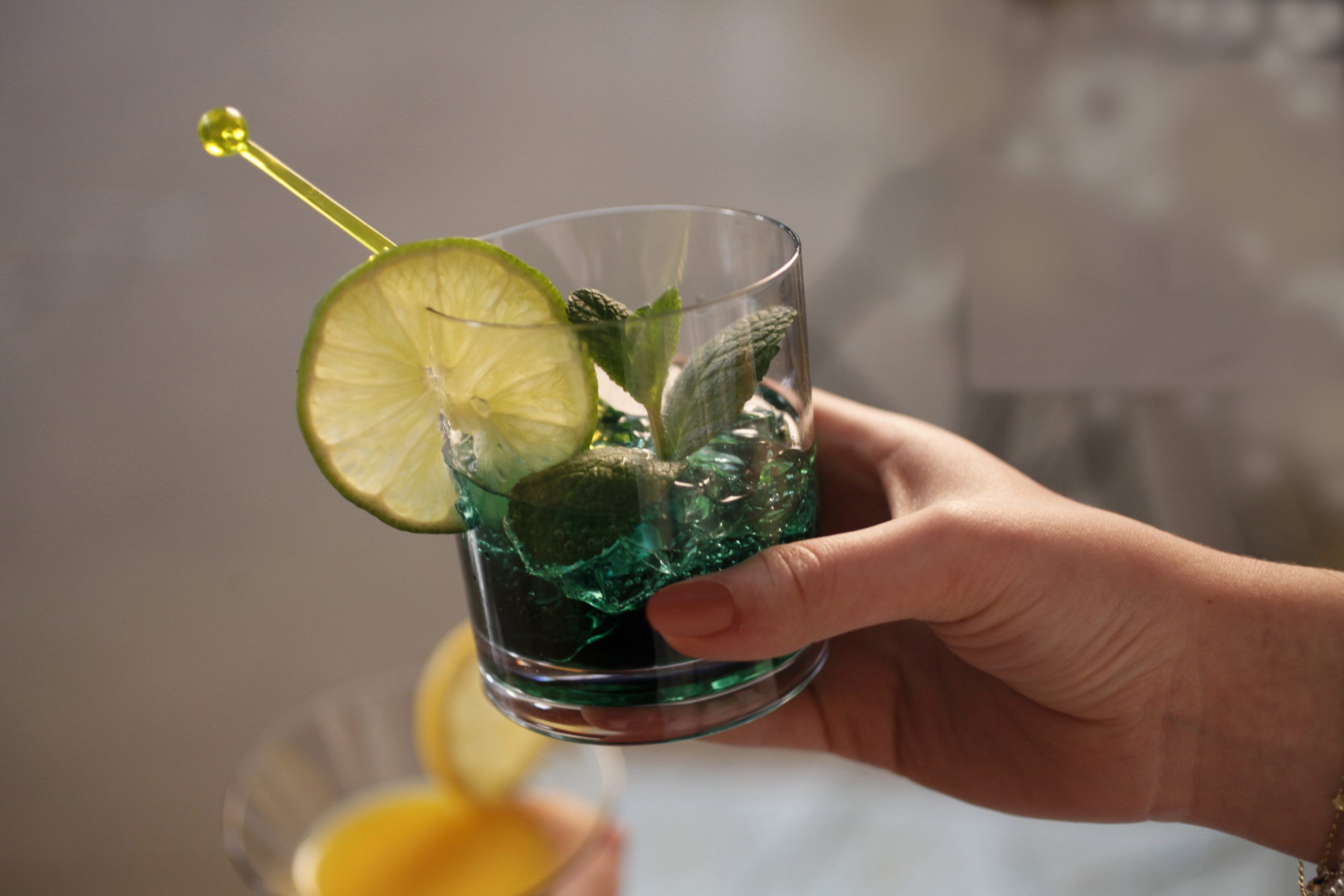 Vaso Whisky reutilizable 350 ML PC 60 u/c. - Imagen 2