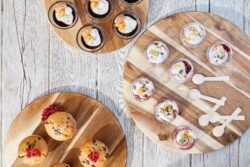 Tabla de cortar de acacia con ranura