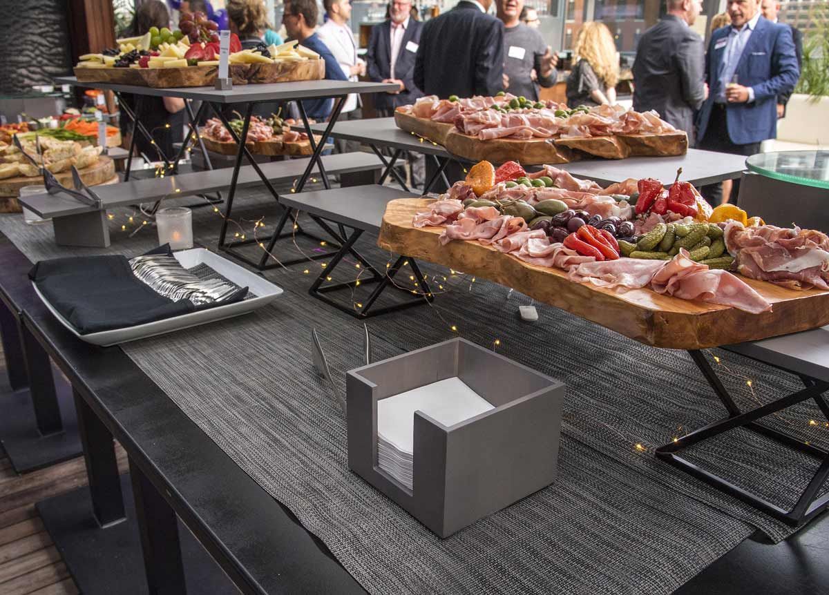 Esenciales para Buffet - Twist - Vidrio Transparente sobre Plata - Imagen 4