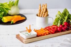 Bandeja de acacia y bol de melamina– Pack 10 Uds.