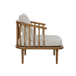 Butaca lounge Tyler de madera tapizada