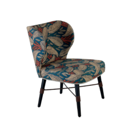 Butaca lounge Enoteca con diseño sofisticado